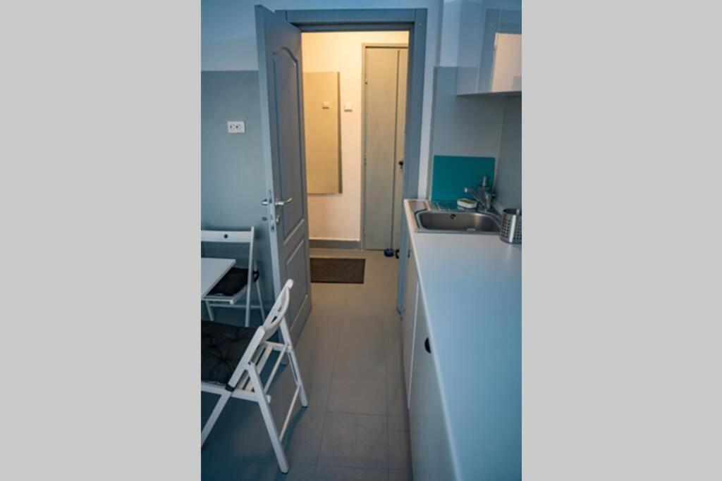 Modern 1 Bedroom Apartment In Bucharest Center! Экстерьер фото